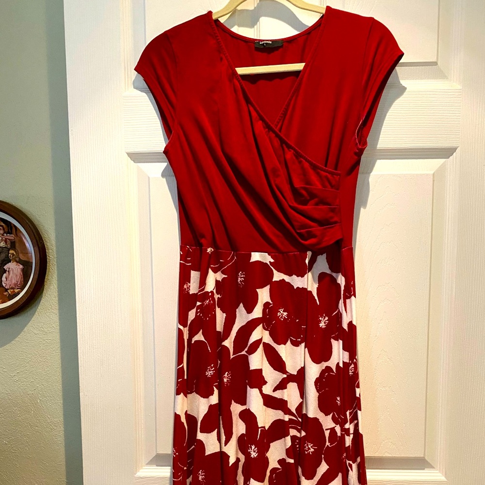 Lulusmile maroon & white polyester a dress